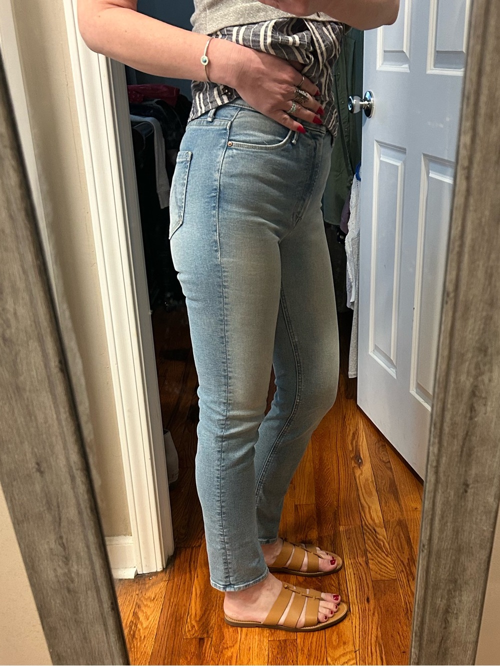 MOTHER The Dazzler Ankle High Rise Cropped Jeans - Picture 9 of 16